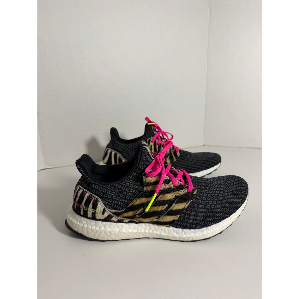 Adidas Ultraboost DNA "Animal Pack Zebra" sneakers Womens Size 8